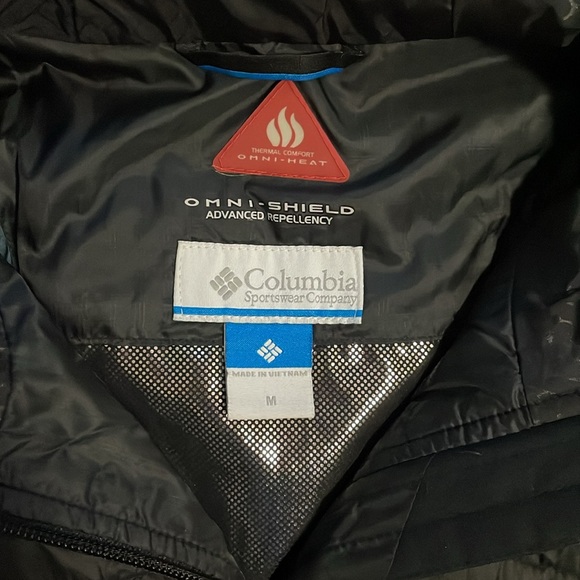 Columbia Omni-Shield Advance Repellency Jacket - Picture 13 of 17